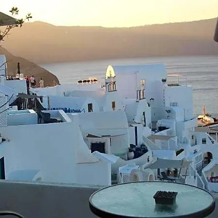 Ostria Caldera Hotel Santorini Island